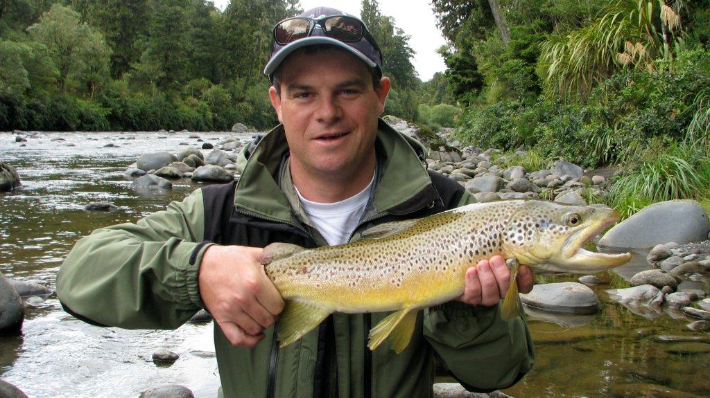 SHORTY 2009, Fishing Guide NZ - Guide Fly Fishing - Fly Fishing Tours